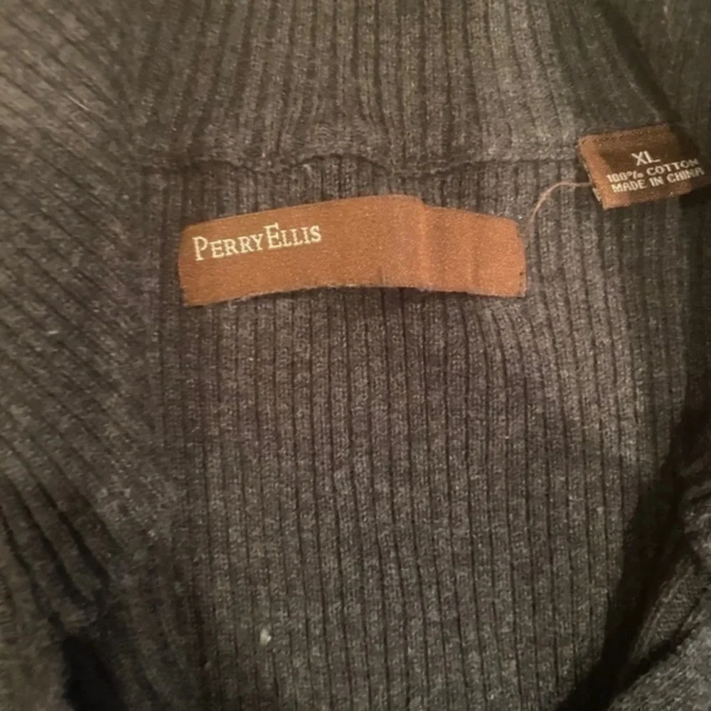 Perry Ellis Men’s Casual Cotton 1/4 Zip Charcoal Sweater, Size XLarge